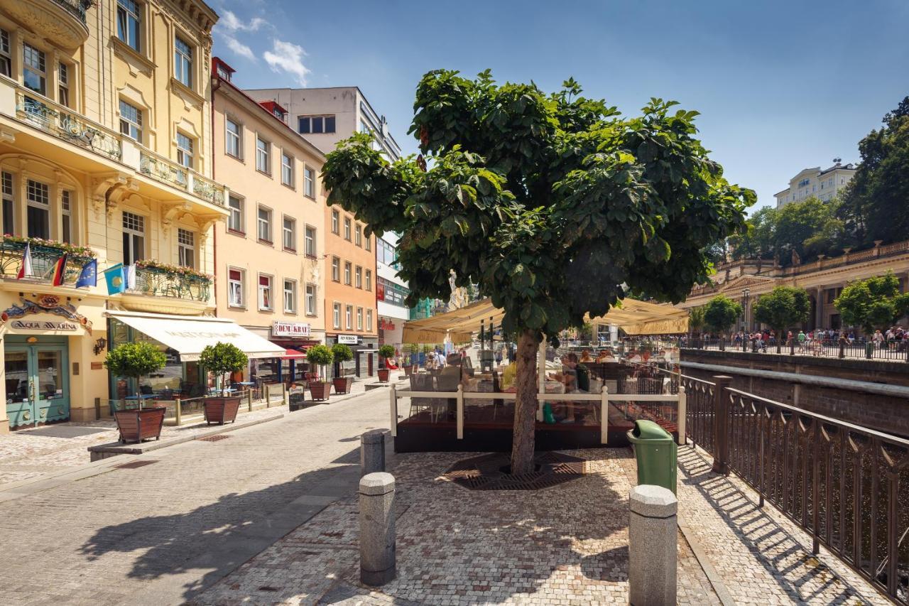 Hotel Aqua Marina Karlowe Wary Zewnętrze zdjęcie